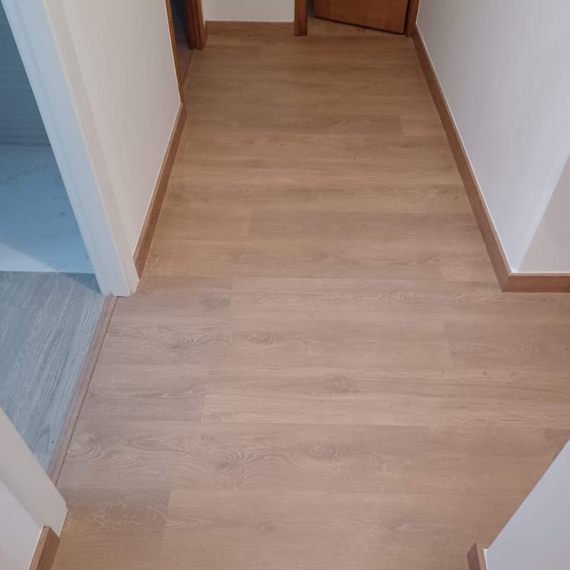 Trabajos en tarimas y suelos laminados en Vilagarcía