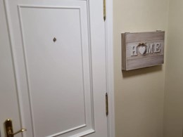 Puerta de entrada lacada en blanco