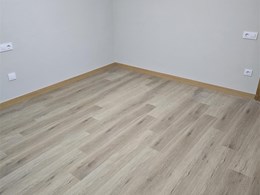 Suelos tarimas laminados vinílico